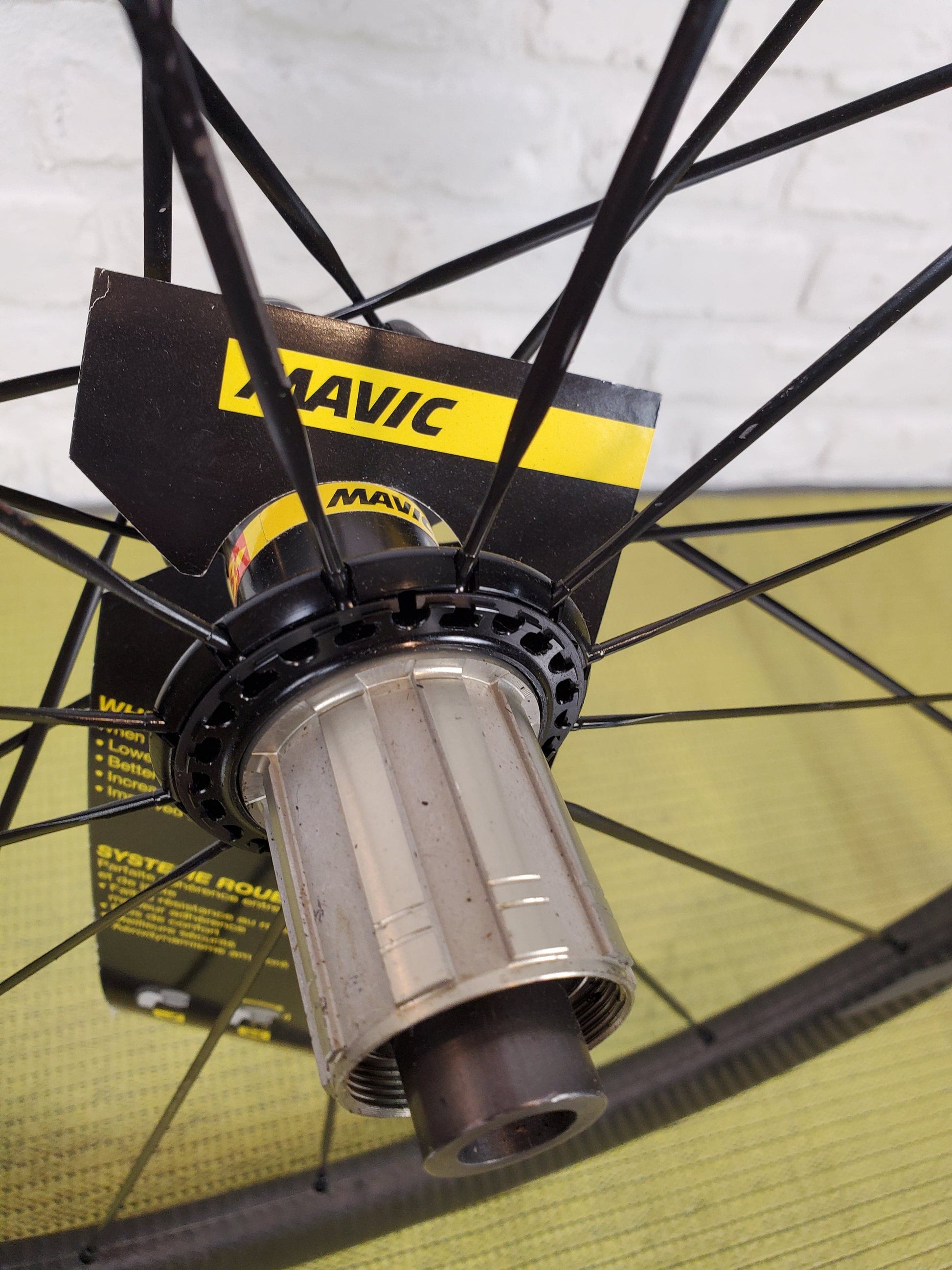 NEW Mavic Cosmic PRO SSC Carbon Clinchers Disc 11 Speed Shimano