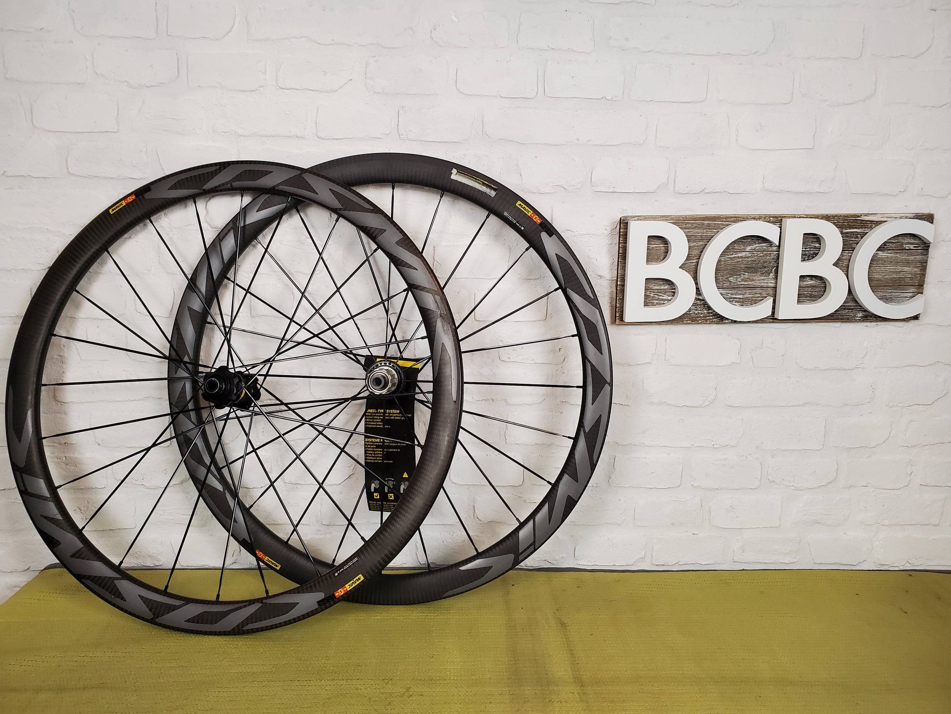 Bicycle Wheels Mavic Cosmic Pro Carbon Exalith Road Wheelset Mavic