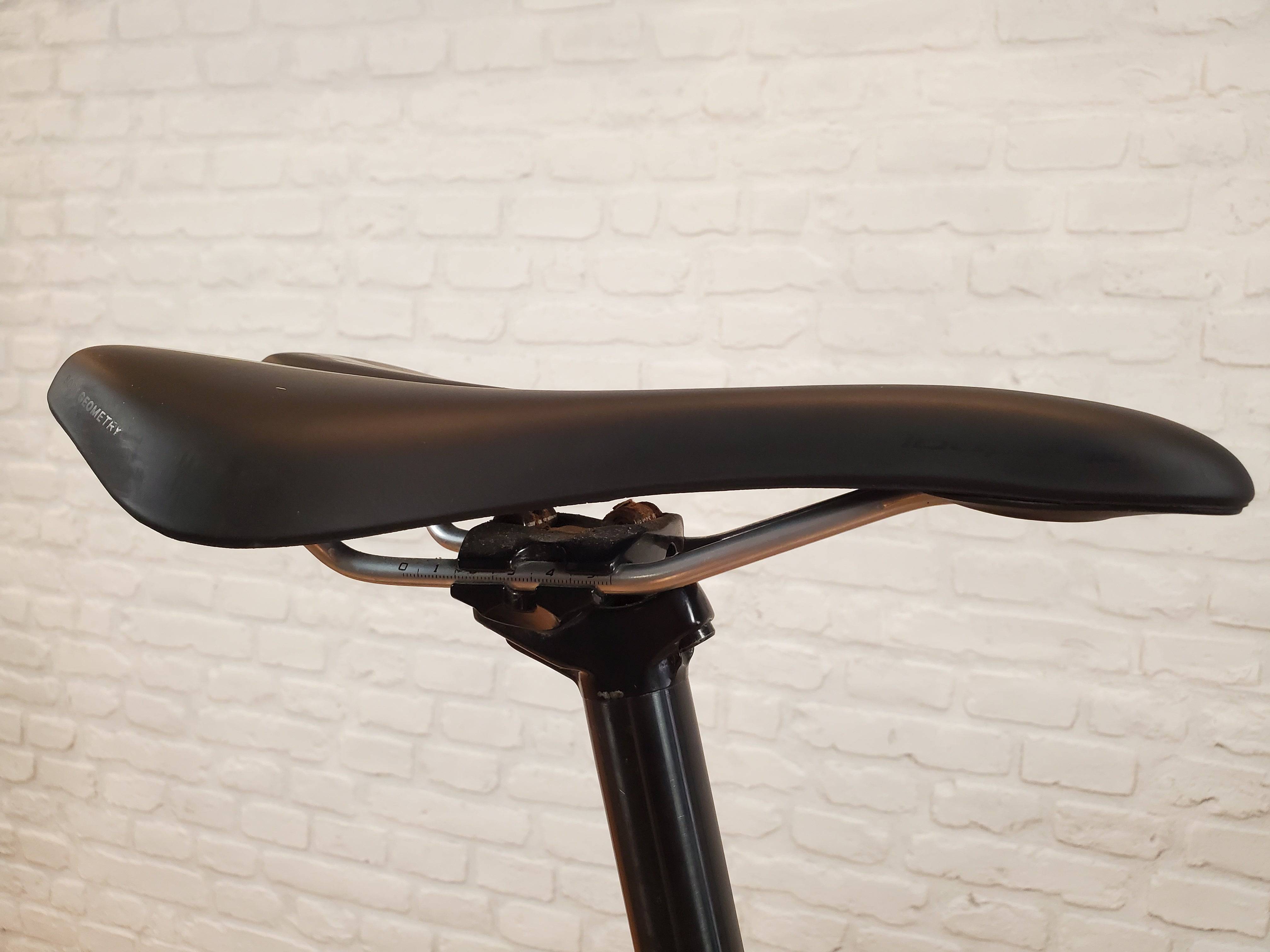 2018 Specialized Diverge Disc Tiagra | Brooklyn Carbon Bike Co.