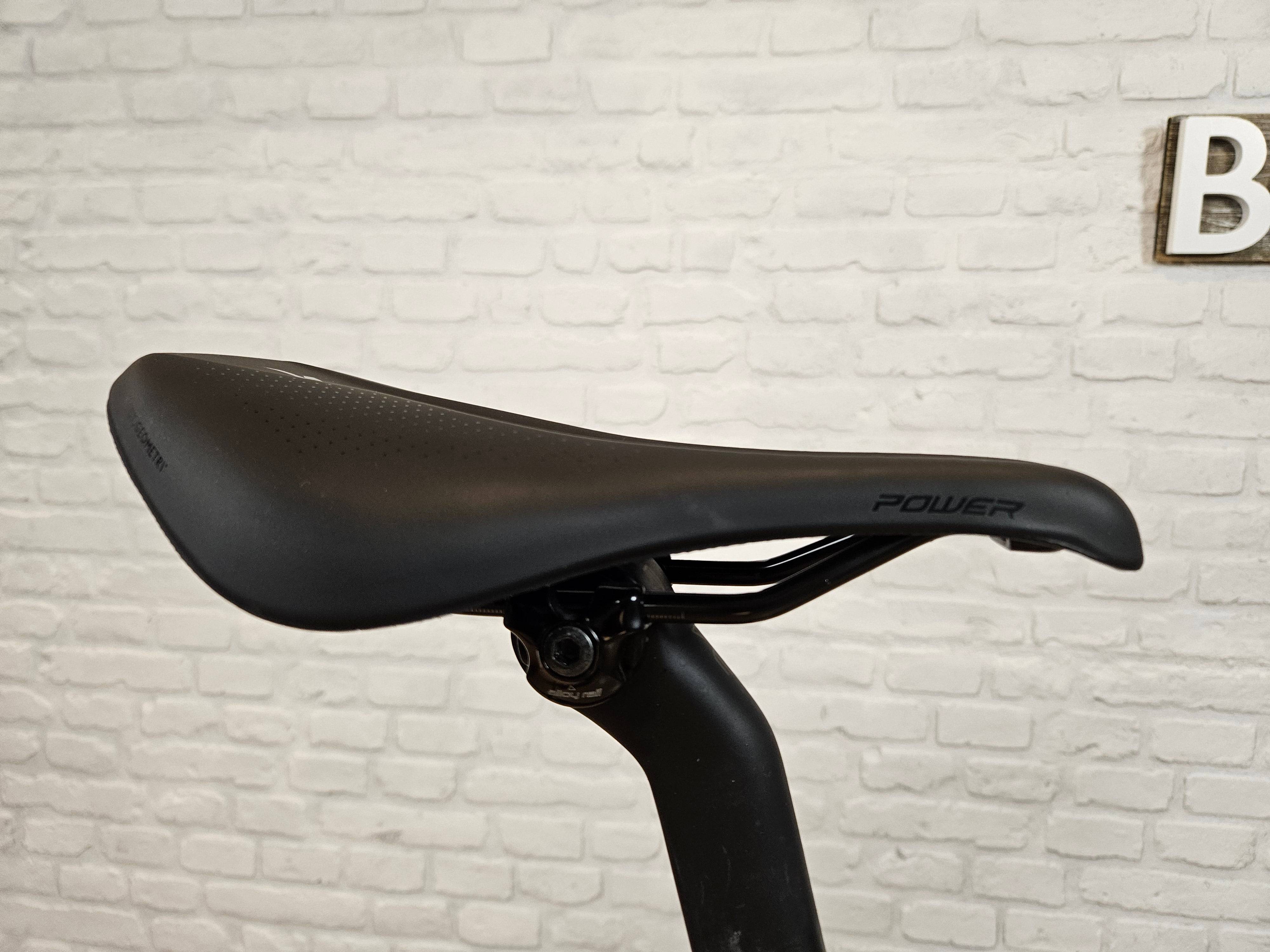 2022 Specialized Roubaix Sport Disc Futureshock 105 | Brooklyn