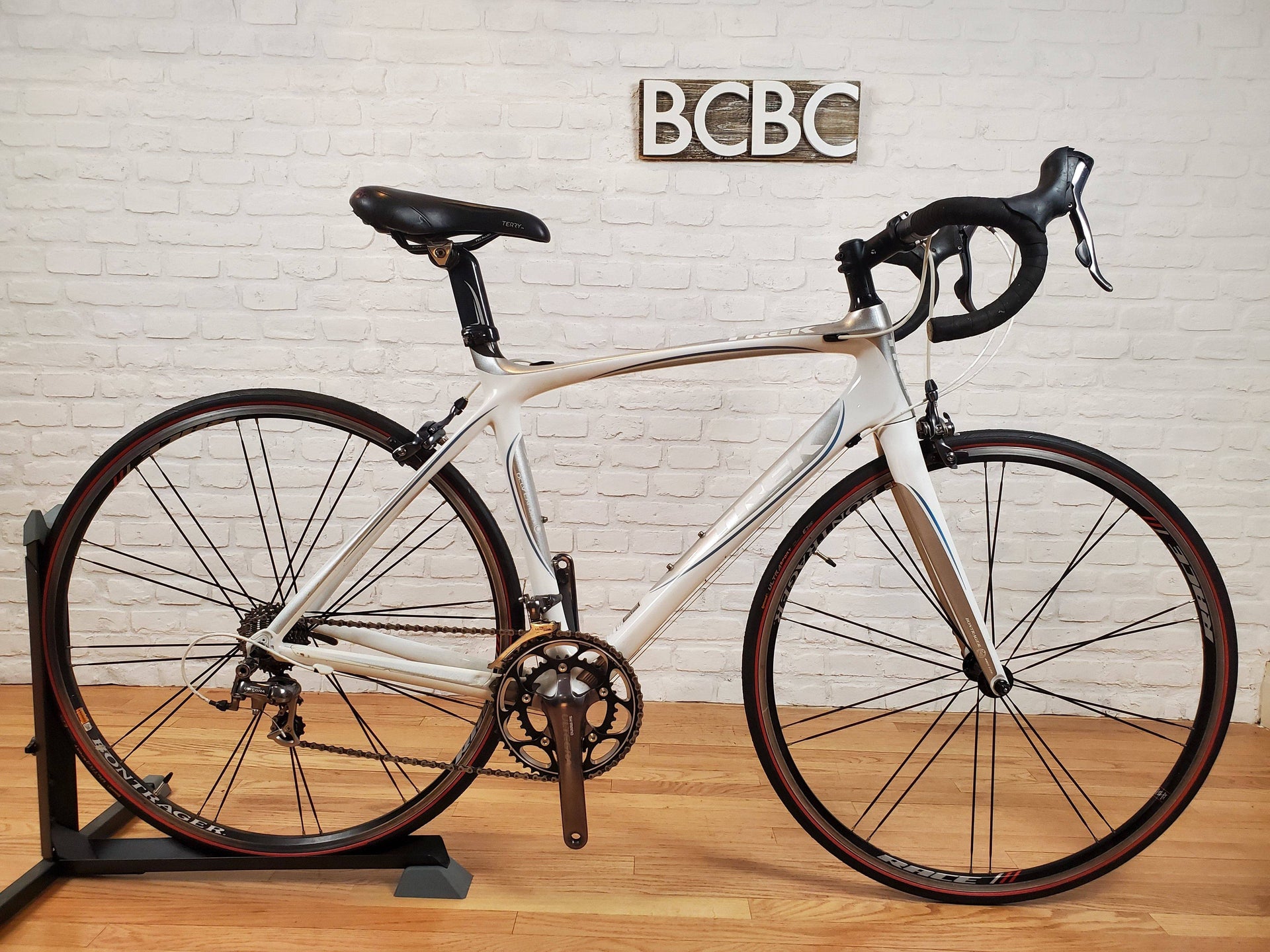 2010 Trek Madone WSD Ultegra Brooklyn Carbon Bike