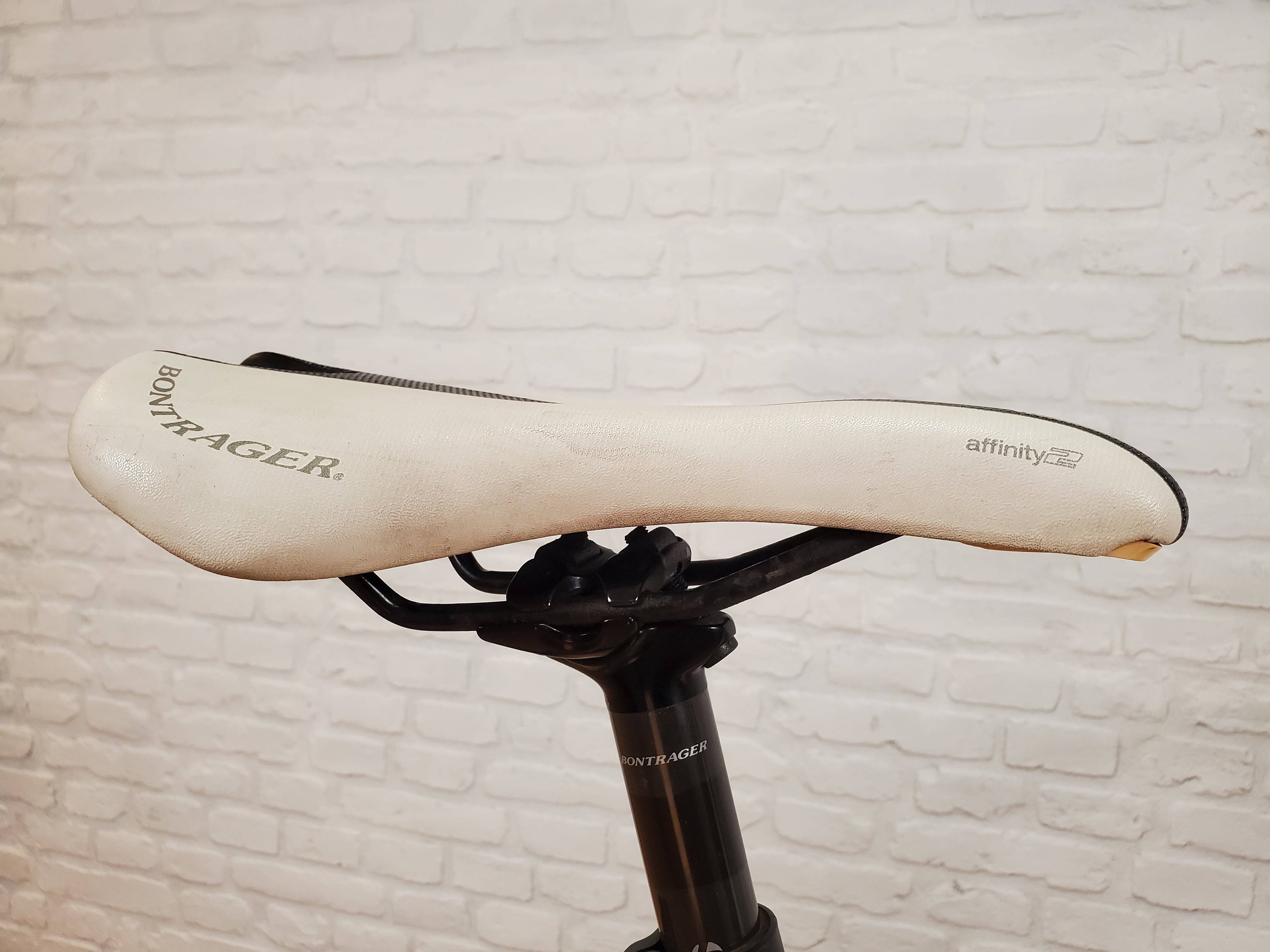 Used Road Bikes for Sale: Trek Domane 4.7 Ultegra - 56cm