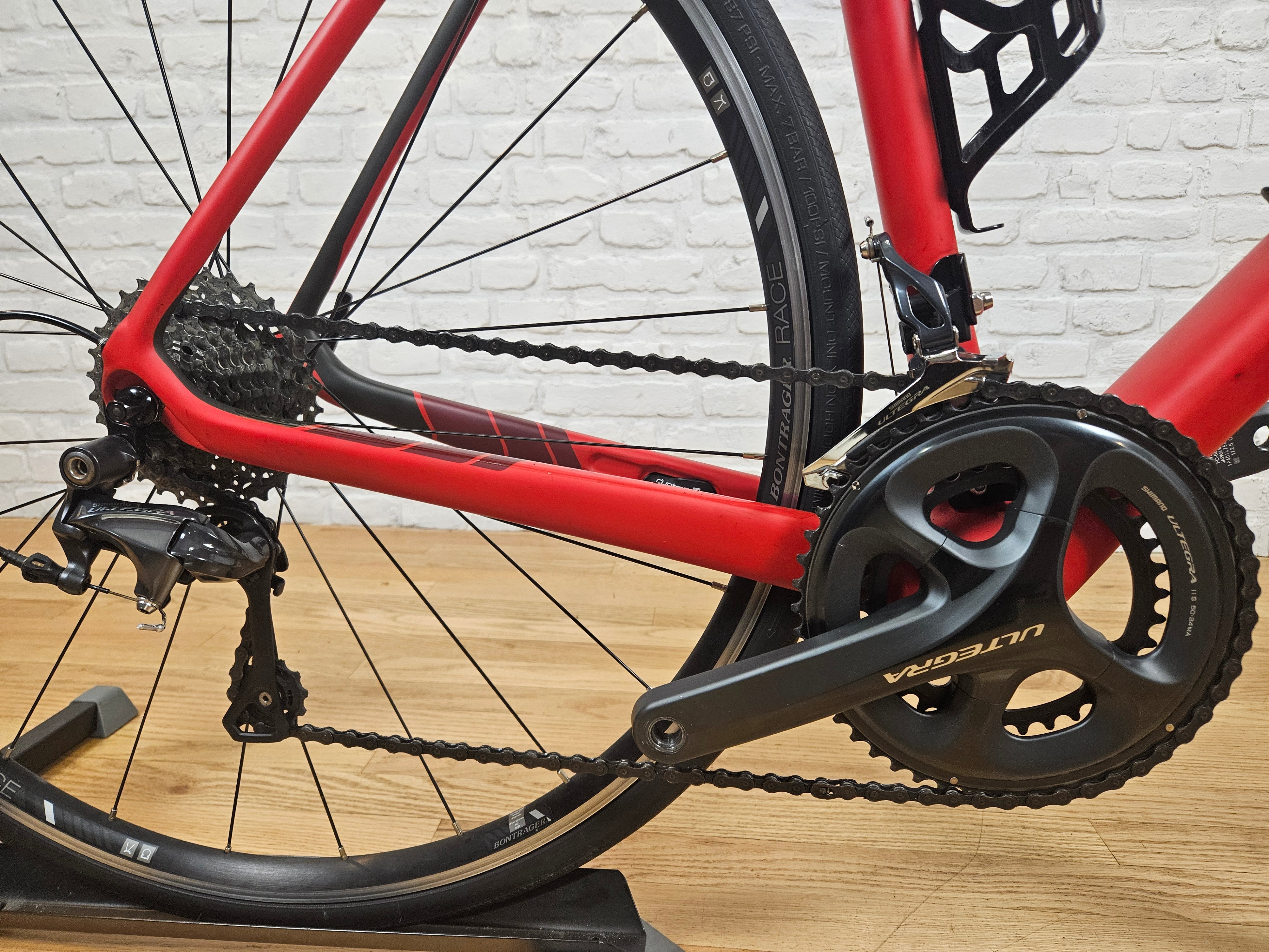 今だけSALE中！ TREK DOMANE SL6 2018 2018 Trek Domane SL 6 56cm - I Know a Guy Bicycles