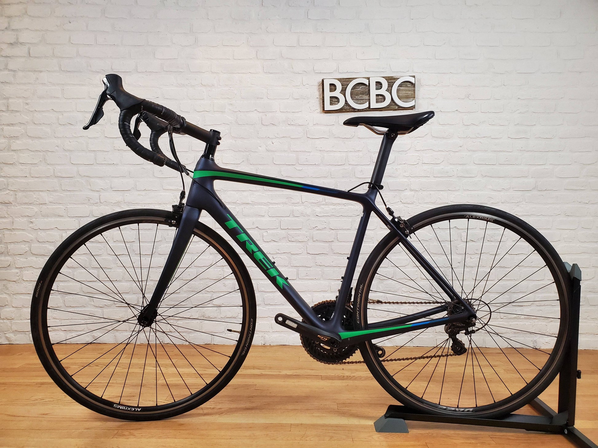 rennräder 2018 Used 2018 Trek Emonda SL5 105 | Lightweight Carbon Road Bike – Size 54cm | Pre-Owned Carbon Fiber Bikes in NYС