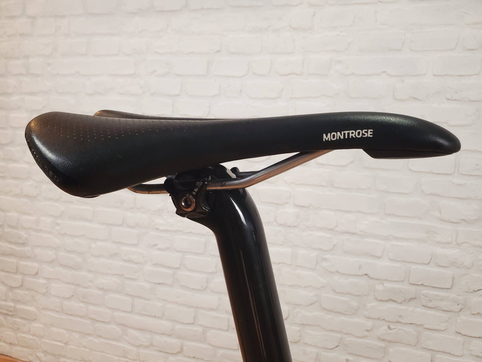trek bicycle montrose Used Road Bikes for Sale: Trek Emonda SL5 105