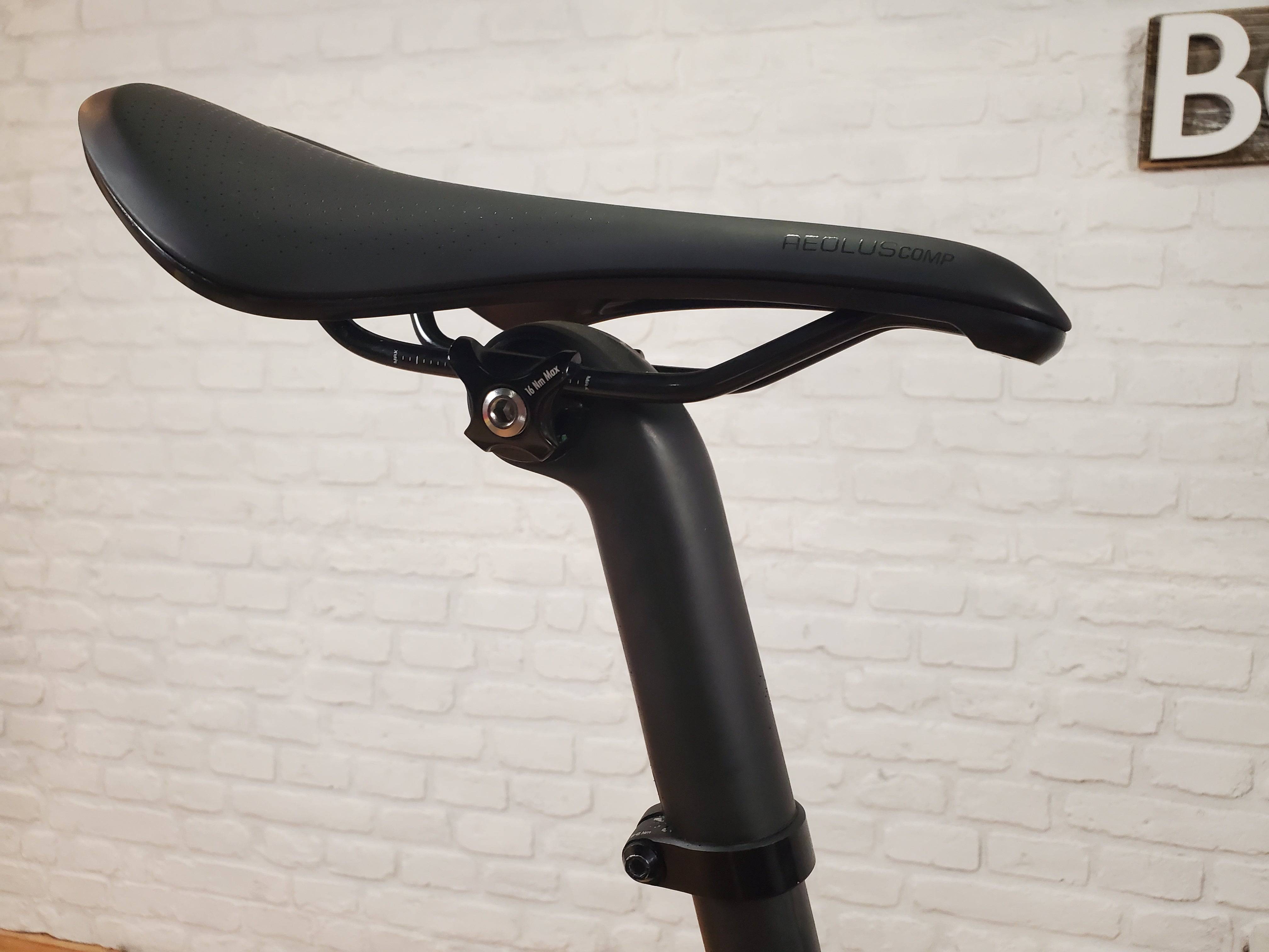 Used Road Bikes for Sale: Trek Emonda SL5 105